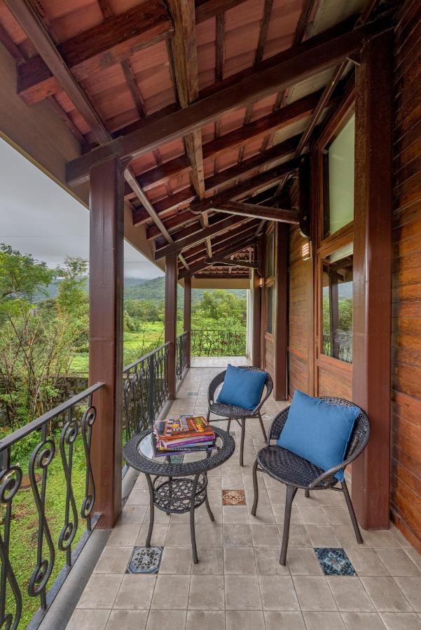 Saffronstays Boulevard Loghouse - A Wooden Chalet Amidst Nature Kārli Dış mekan fotoğraf